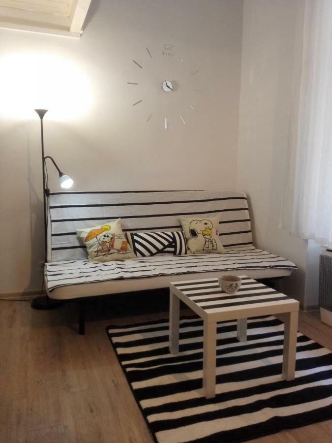 Minion & Snoopy Apartman Budapest Exteriör bild