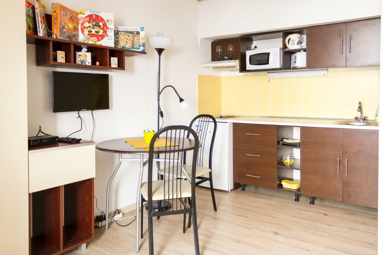 Minion & Snoopy Apartman Budapest Exteriör bild